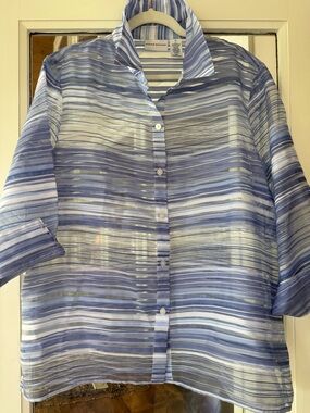 Alfred Dunner Blue and White Striped Dress Shirt Lightweight Wedding perfect!